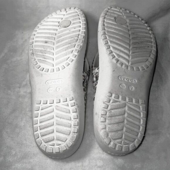 Crocs Women's Kadee II Flamingo Flip Flops Sandals Size 7 Multicolor - Picture 8 of 8